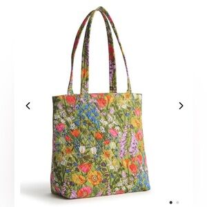 NEW Vera Bradley Tote in Meadow Bouquet!